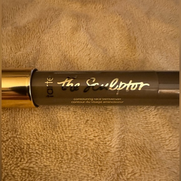 tarte The Sculptor Contouring Face Slenderizer in Park Ave Princess - Picture 4 of 10